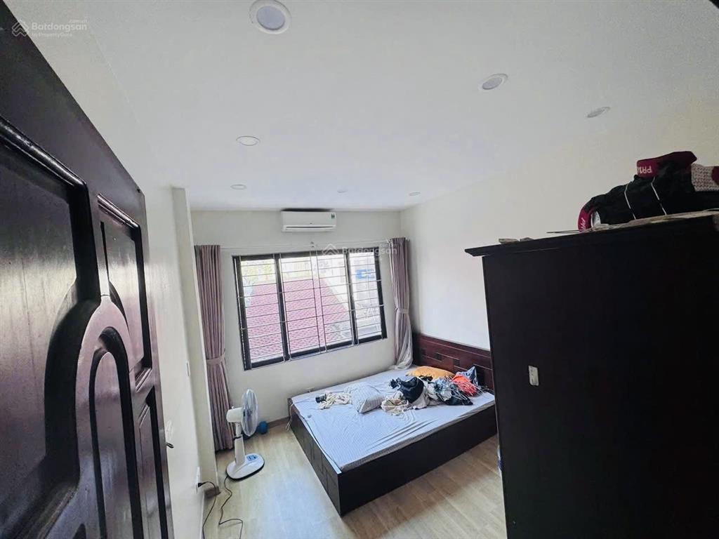 Cho thuê nhà riêng ngõ 18 định công thượng