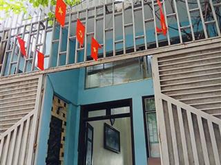 Cho thuê nhà nguyên căn lê trọng tấn  5 phòng ngủ  80m2