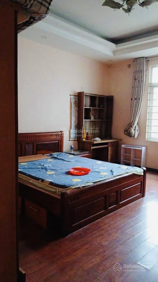 Cho thuê nhà nguyên căn lê trọng tấn  5 phòng ngủ  80m2