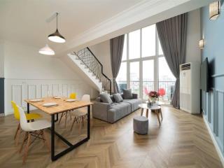 Cho thuê quỹ căn hộ duplex cao cấp full đồ mới  phố ngọc thụy  long biên