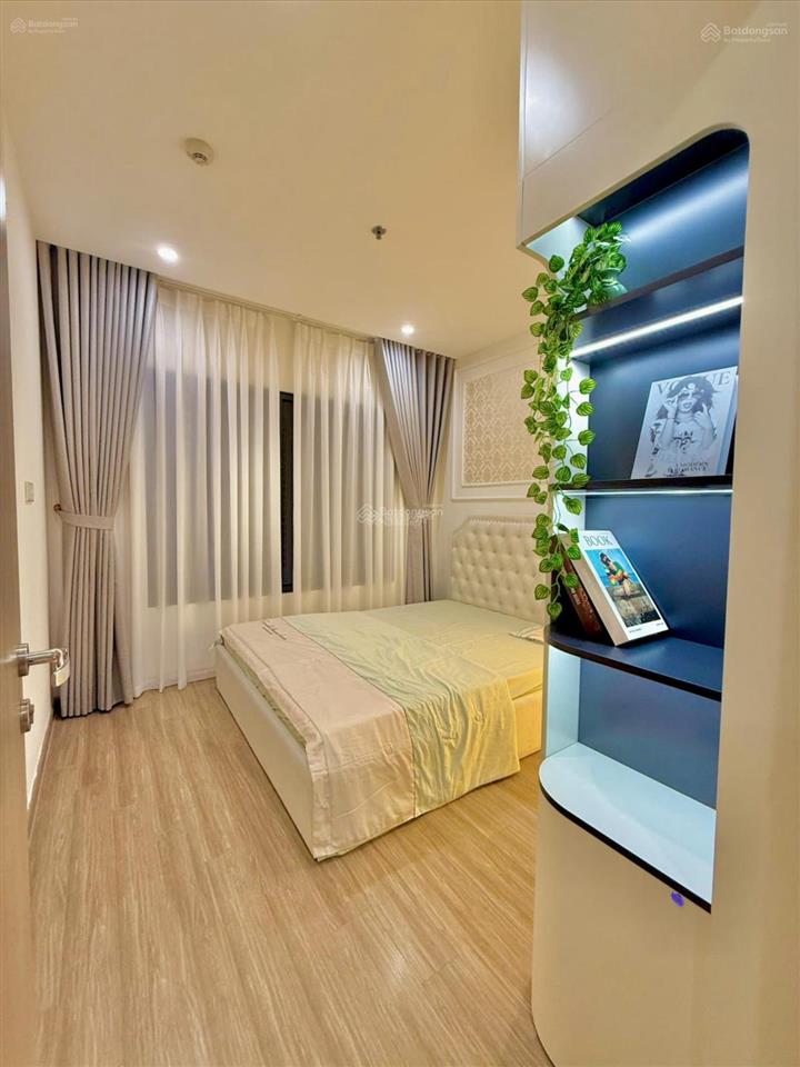 Cần chuyển nhượng căn hộ góc 112m2 siêu hiếm tại one 18 ngọc lâm. sổ hồng chính chủ