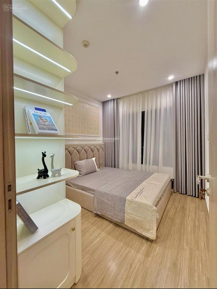 Cần chuyển nhượng căn hộ góc 112m2 siêu hiếm tại one 18 ngọc lâm. sổ hồng chính chủ