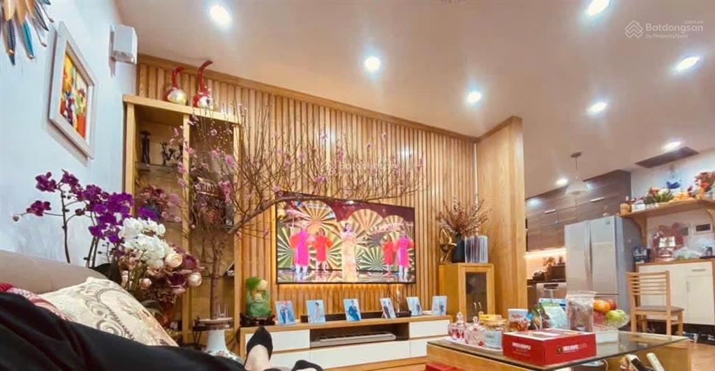 Cần chuyển nhượng căn hộ 93m2 (3pn/2vs) giá hời thị trường tại chung cư berriver