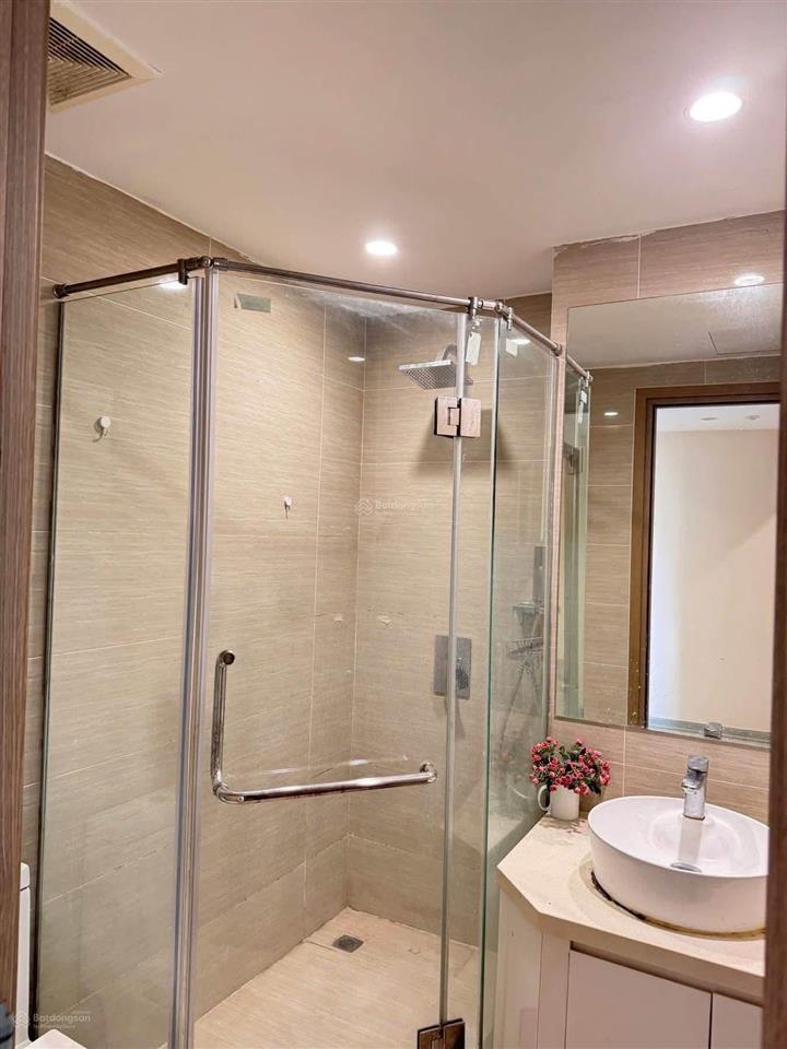 One 18 ngọc lâm  chủ nhà gửi em cho thuê căn hộ 2pn/2vs siêu hiếm