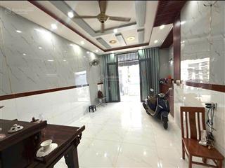 Chỉ 6,3 tỷ. ace có con cháu đi học k bỏ qua căn này. ngay trường bình t đông btên lửa. dt 4,5x17m