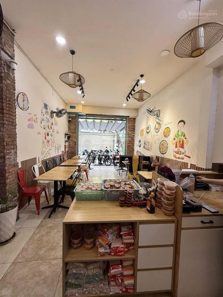 Chủ ngộp bán nhanh 13 tỷ ( tl) ace mua là lời. mặt tiền trịnh đình trọng. 5 tâng. dt 5,2x25.