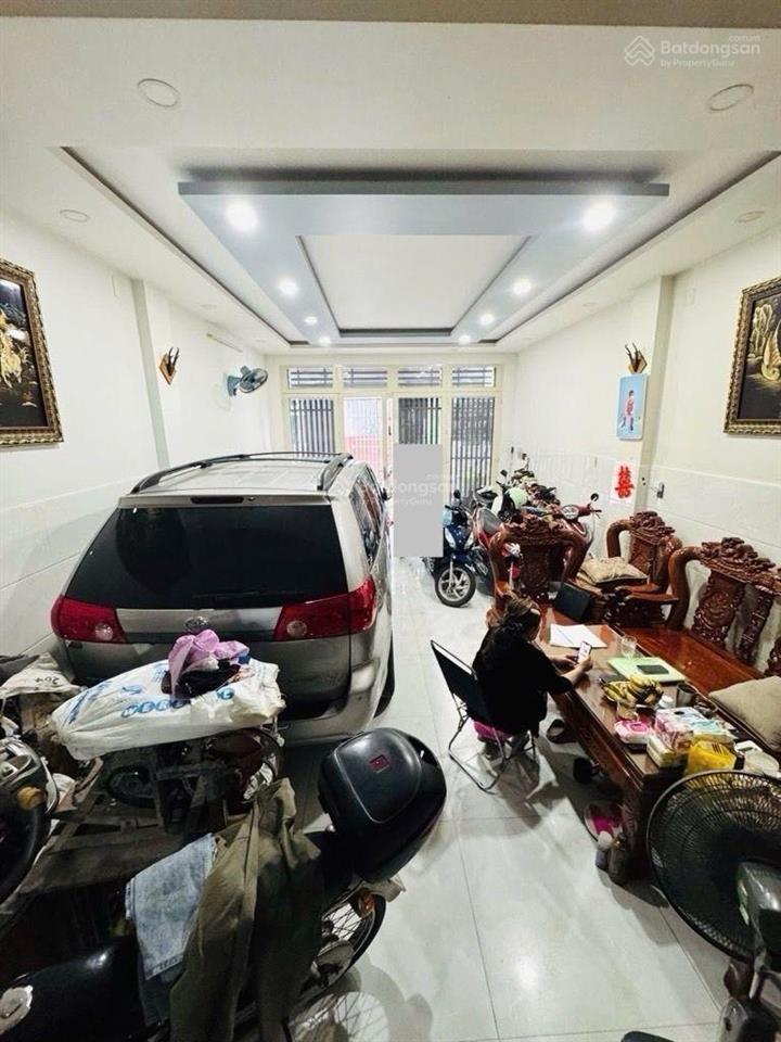 Chỉ 8 ty bé. nhà 4 tầng. kế phan anh. ngang khủng 5x20m 6 pn dành cho gđ đông người. nhanh cồn ki