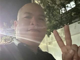 Giảm 1 ty. biệt thự sang trọng, ở là mê, xem là chốt. lê văn quới 4 tầng. dt 168m. gara rộng rãi