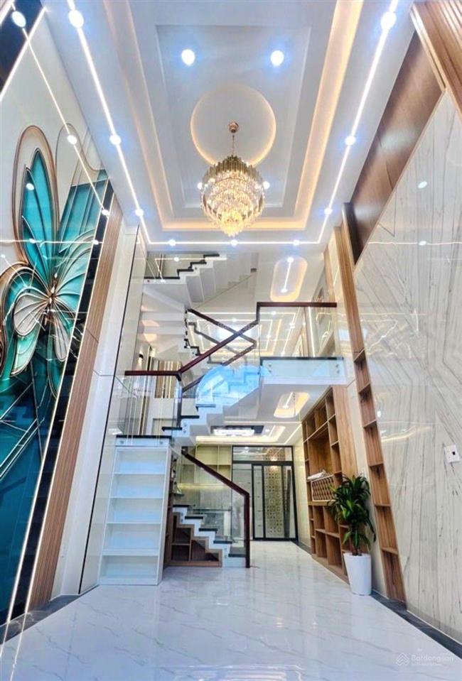 Giá tốt 7 tỷ xíu. nhà cáo cạnh 5 tầng. lê văn quới. 64m2. dọn vào ở liền. bỏ lỡ tiếc hùi hụi luôn