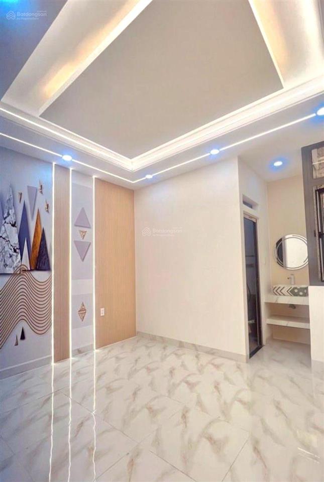 Giá tốt 7 tỷ xíu. nhà cáo cạnh 5 tầng. lê văn quới. 64m2. dọn vào ở liền. bỏ lỡ tiếc hùi hụi luôn