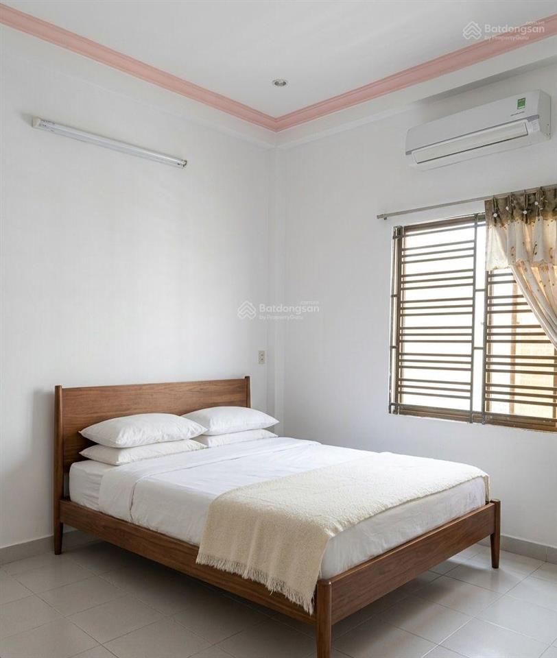 7 ty nhỏ. đừng bỏ lỡ nhà vị trí đẻ ra tiền. hẻm 8m thông giáp quận 6. dt 4,5 x 19. hđt 20 tr/thág