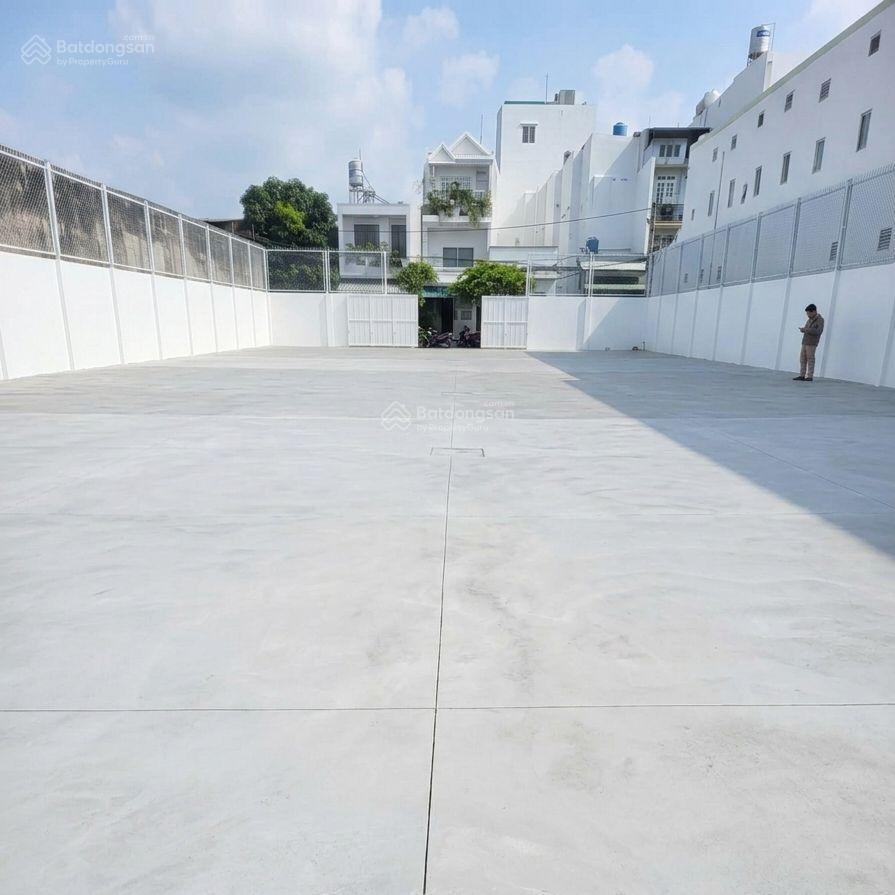 Ngộp..giá nào cũng bán lô đất hiếm có. hương lộ 2. dt 20 x 50m vuôg vức. khu giá trị tăng cao