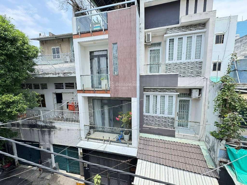 Gấp lắm rồi giảm 1,5 tỷ. chỉ 6,3 tỷ nhanh còn kịp hxh thông. 3 tầng. khuông việt. dt 5 x 14. ngon