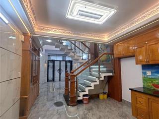 Giá tốt 8ty bé nhà đẹp 5 tầng. hẻm 8m lê văn quới, sát tân phú. 56m², 5pn, ở ngay, kinh doanh tốt