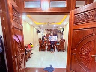 Tầm 6 tỷ. đây là căn nhà đáng mua nhất khu vực phú thọ hòa. dt 64m. 4 pn. xem là không muốn về