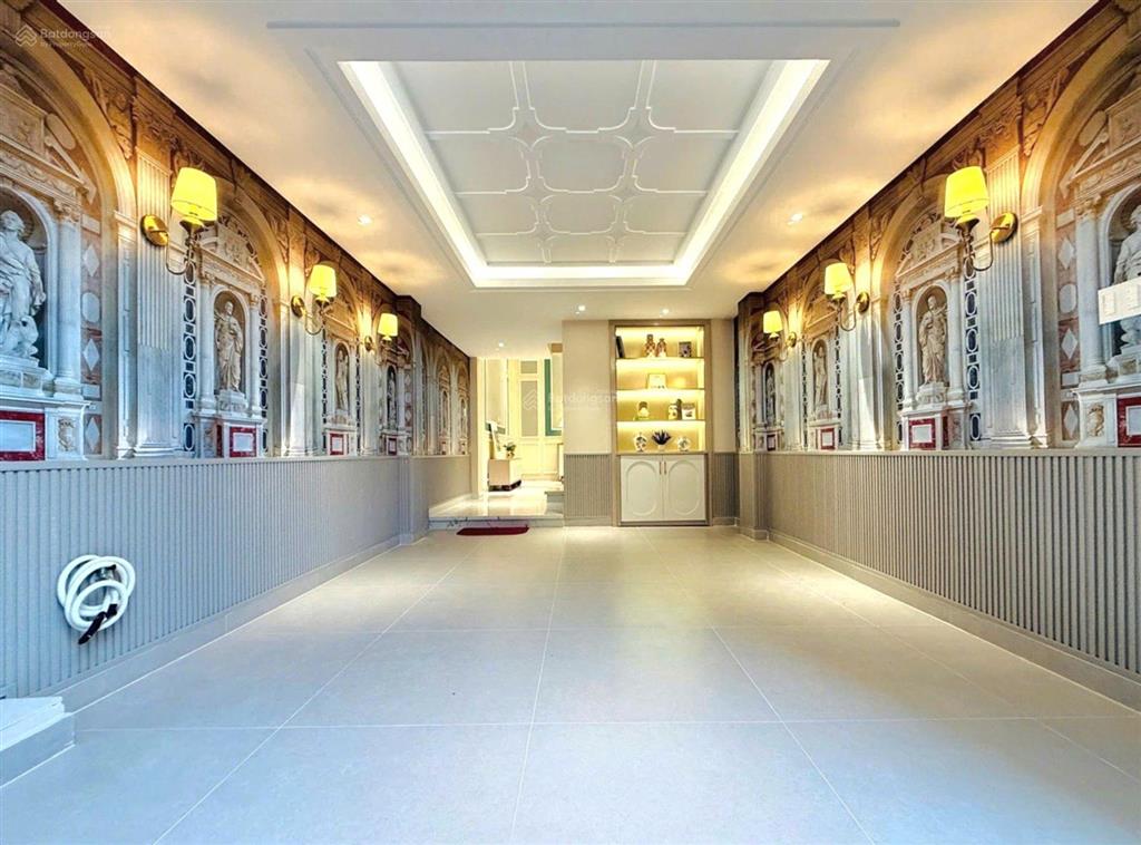 Dừng 3s xem nhà đẹp 4 tầng thoại ngọc hầu. 64m², có 5 pn, có 1 pn dưới trệt. hẻm xe tăng