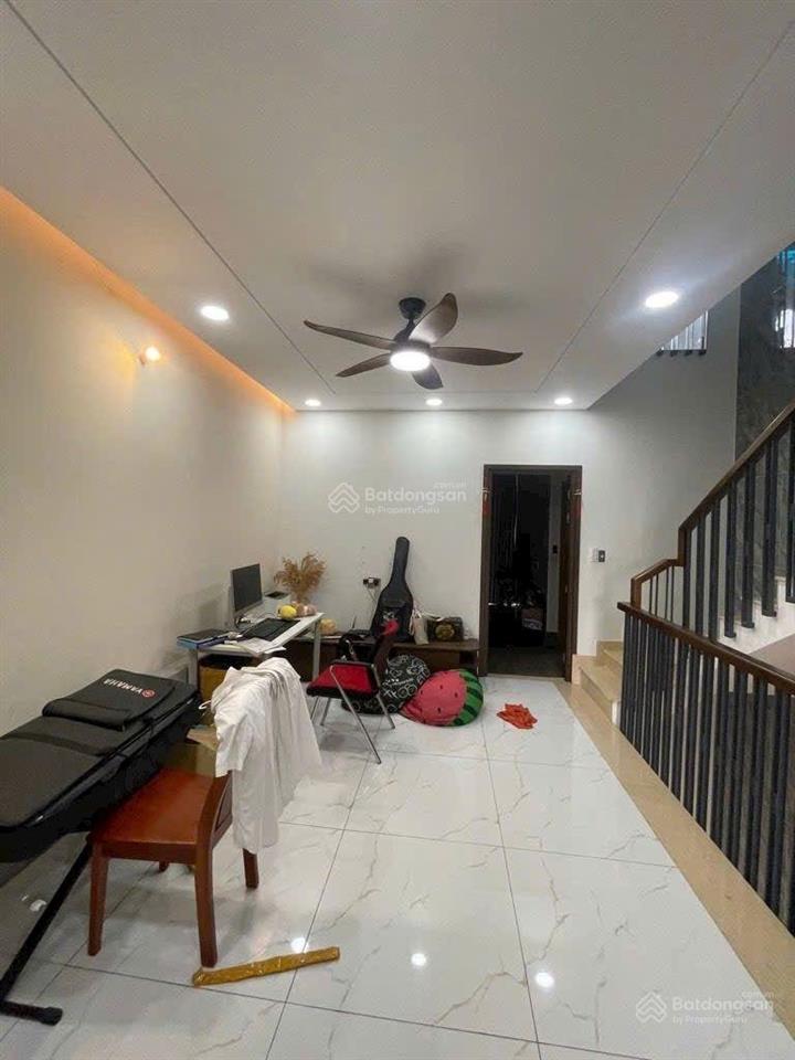 Nhà gần vòng xoay an lạc  nhà 3 tầng  4x14m  gắp 5.9 tỷ, tân kiên, bình chánh