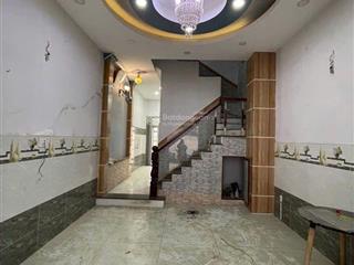 Nhà mặt tiền đường nguyễn hữu trí, tt tân túc, bình chánh , 4x38m, giá 9.5 tỷ.