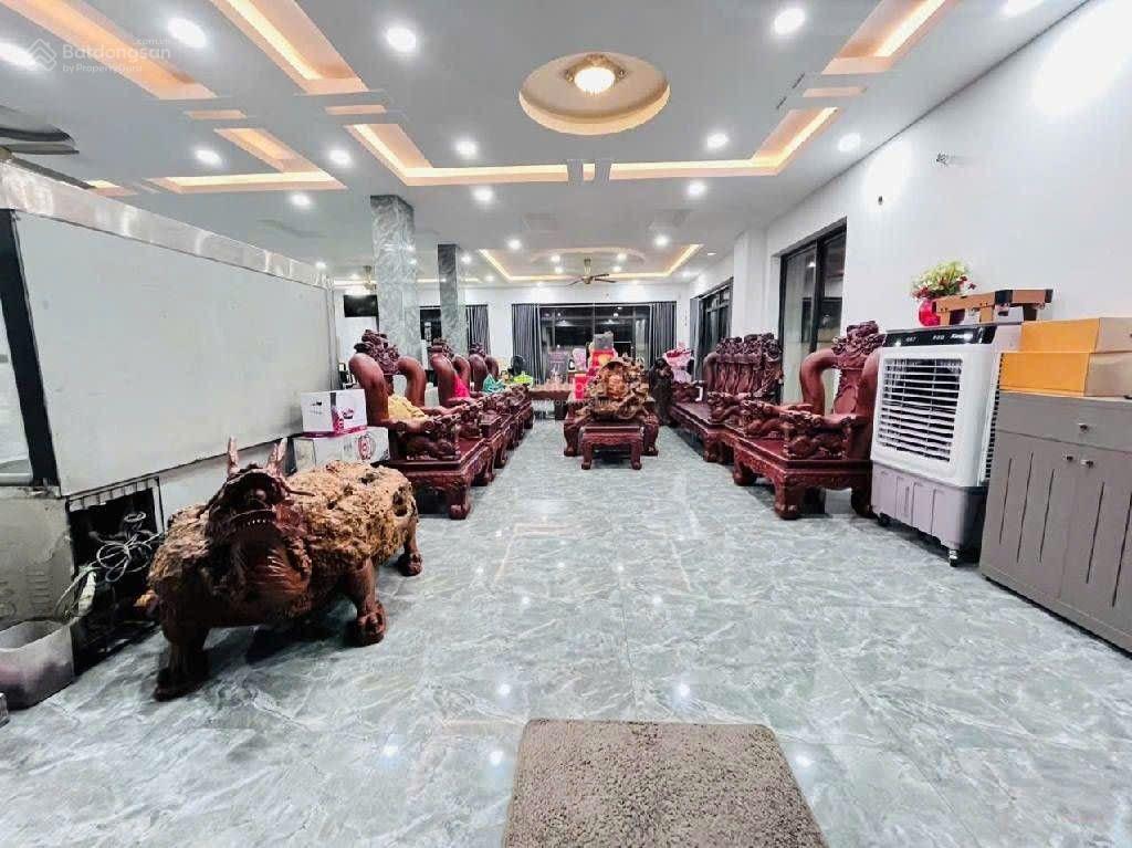 Biệt thự lô góc, 279.3m2, 03 tầng, btct, kdc greenlife 13c residence, bình hưng, nhỉnh 2x tỷ