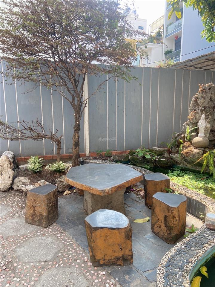 Cho thuê biệt thự sân vườn 300m bùi đình tuý, bình thạnh full nội thất giá chỉ 2.000$