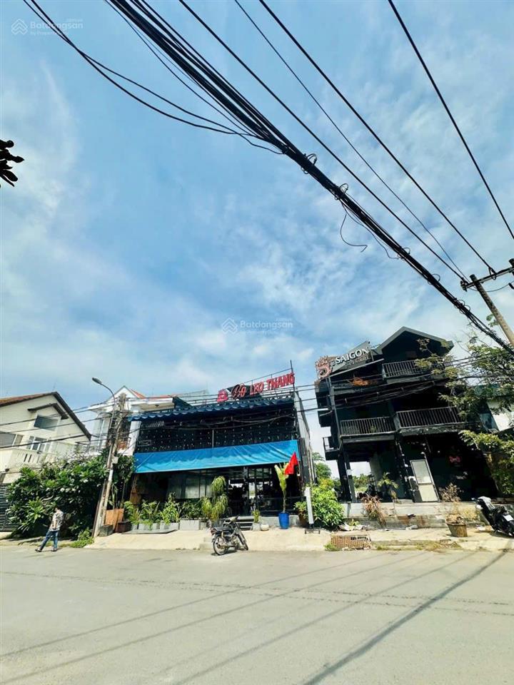 Cho thue biệt thự bình lợi view sông cực đẹp giá 45 triệu/tháng