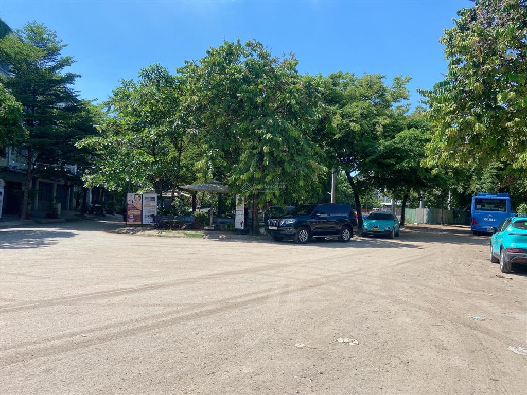 Cho thuê nhà góc 2 mặt tiền view sông khu bình lợi, bình thạnh