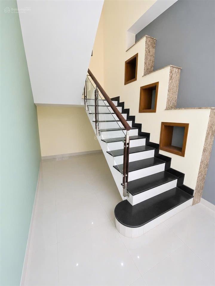 Cho thuê nhà góc 2 mặt tiền view sông khu bình lợi, bình thạnh