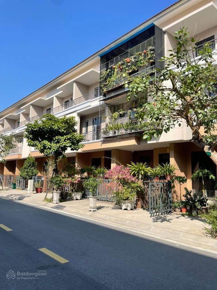 Cần bán căn centa 75m2, cạnh công viên, trục chính, không lỗi lầm