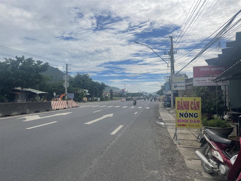 Đất diên phú 96,2 m2 sổ riêng ngay chợ, kcn chỉ 770 triệu!