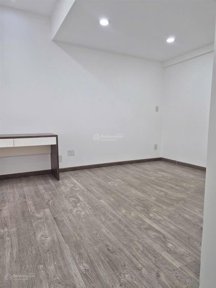 Bán happy valey lồc k lầu 2.phường tân phong .q7 .tphcm