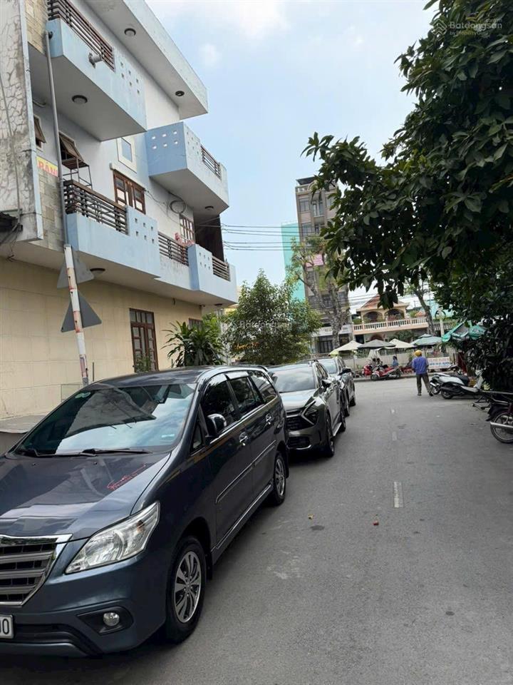 Bán nhà căn góc 2 mặt tiền đường số 3b và 2 khu công ích phạm hữu lầu