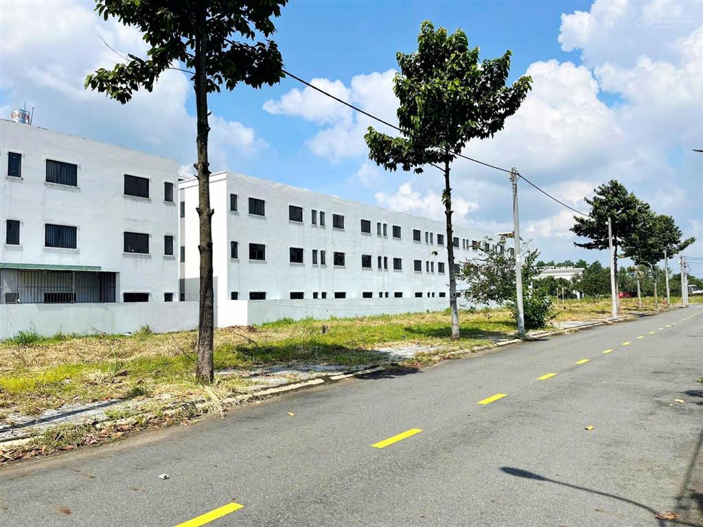 Chính chủ gửi bán lại nền đất 90m2 đã có sổ.  0961 571 ***