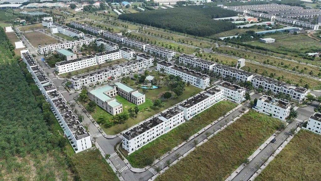 Chính chủ gửi bán lại lô đất 75m2. sổ sẵn, công chứng liền