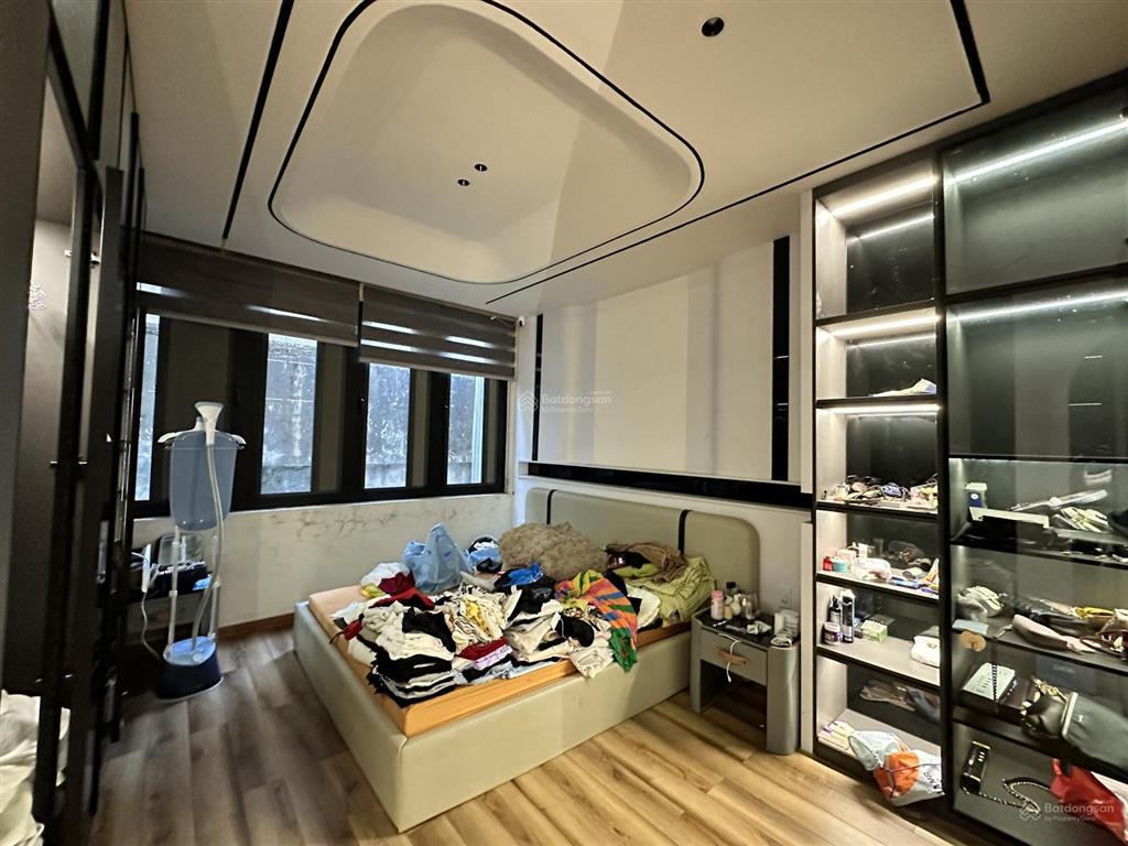 Chủ cần tiền giảm mạnh 600 triệu, nhà mới xây 3 tầng 5 phòng ngủ vỹ dạ huế