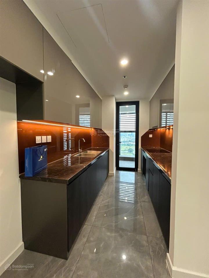 Căn 110m2 2pn 2wc chỉ 5.3 tỷ noble crystal riverside có hdt giá siêu tốt  vương 0357 313 ***