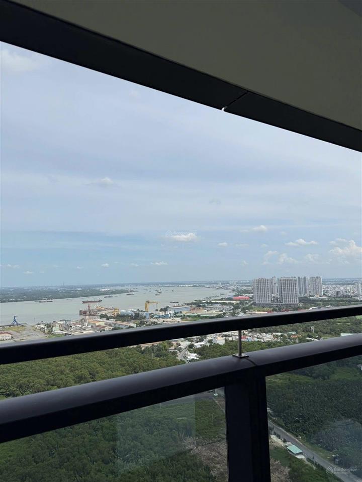 Noble riverside 3 phòng ngủ 162.8 m2 tầng trung, view sông, giá tốt 11.3 tỷ (95%) đang có hđ thuê