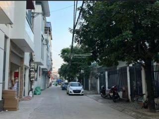 Bán nhà phân lô , vỉa hè,thông thoáng, ngay ql1, dân trí cao, gần ga ngọc hồi, khu đô thị vinhome