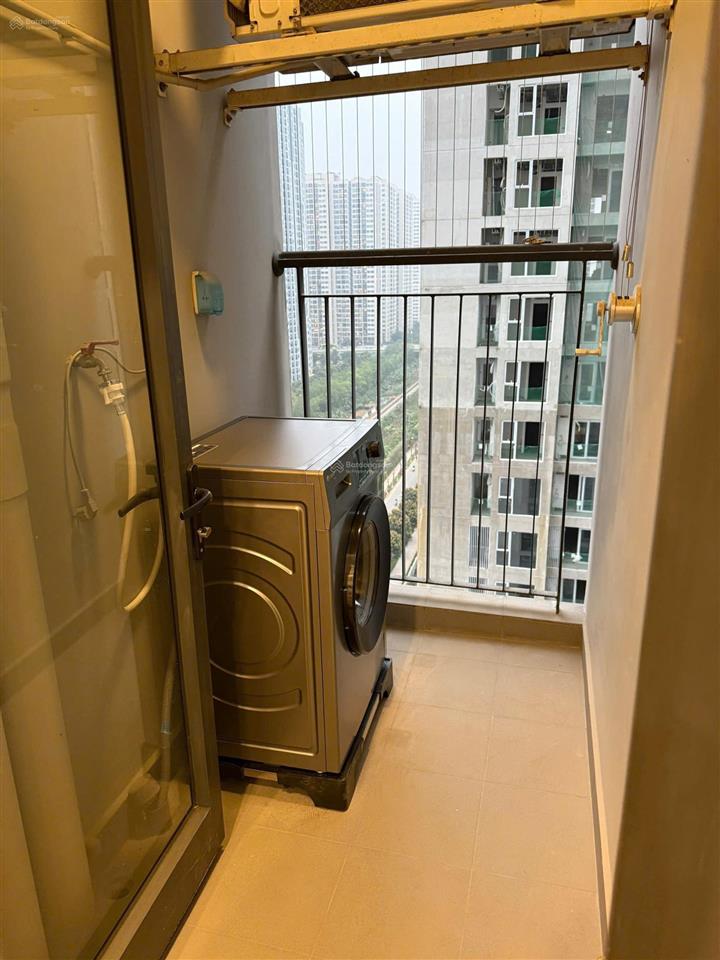 Bán căn hộ 2pn, 2wc tại vinhomes smart city, giá tốt 5,2 tỷ, 63,3m2