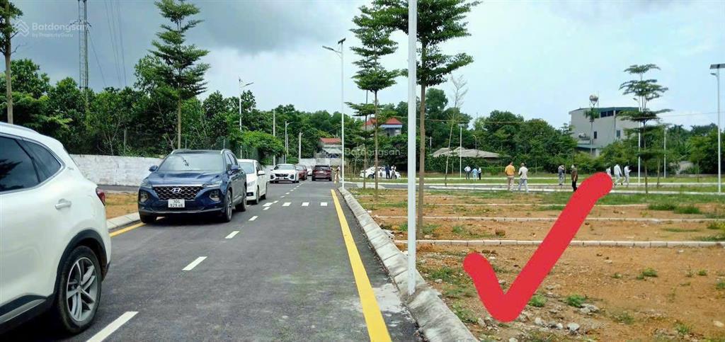 Chỉ từ 20tr/m2 sở hữu ngay lô đất thổ cư hàng hiệu đối diện cổng chính đhqg hn tại hoà lạc
