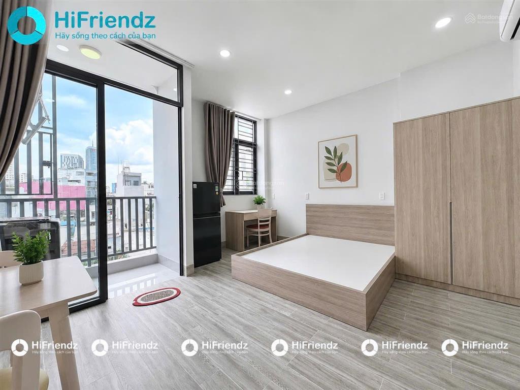 Cho thuê căn hộ ban công thoáng full nội thất gần quận 1
