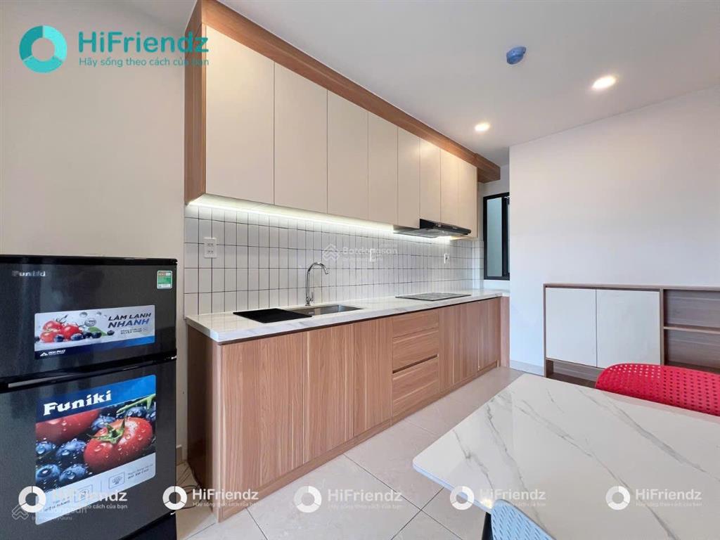 Chính chủ cho thuê căn hộ mới xây bancol thoáng full nội thất ngay vạn phúc city