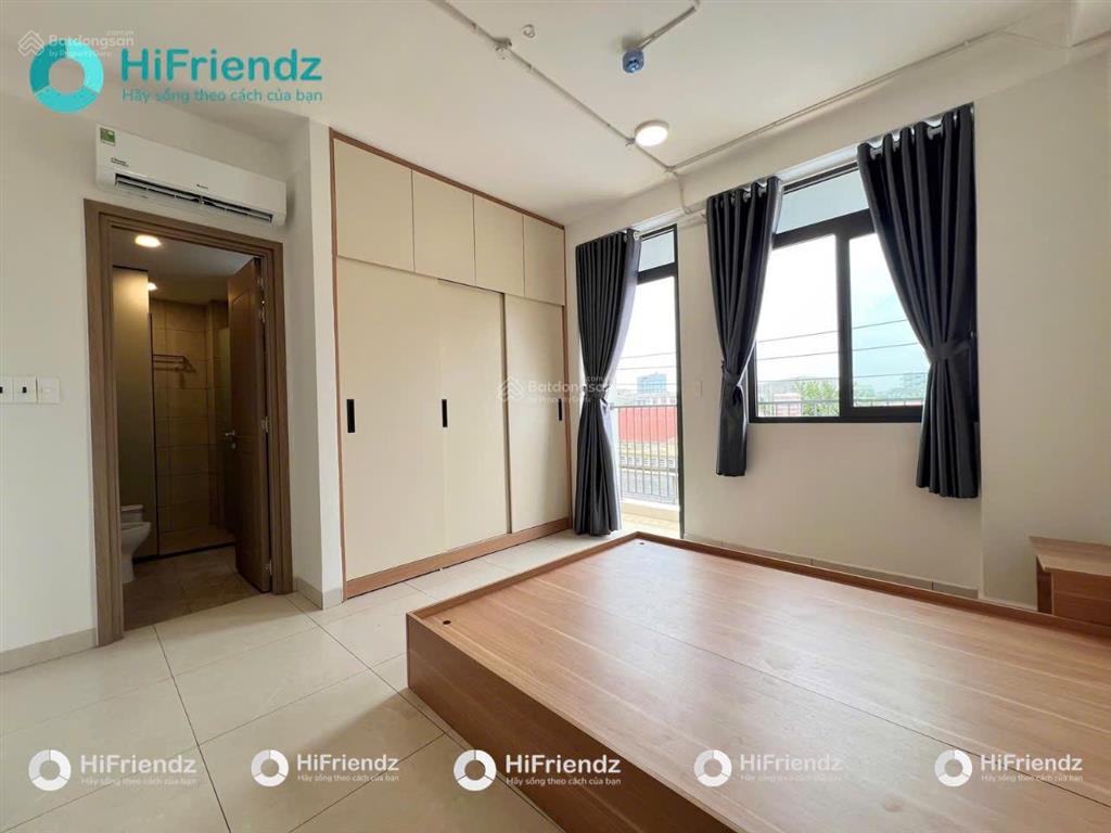 Chính chủ cho thuê căn hộ mới xây bancol thoáng full nội thất ngay vạn phúc city