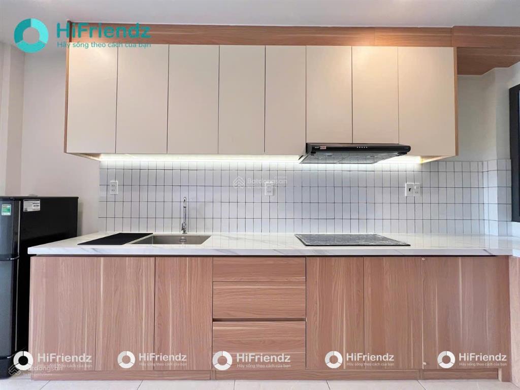 Chính chủ cho thuê căn hộ mới xây bancol thoáng full nội thất ngay vạn phúc city