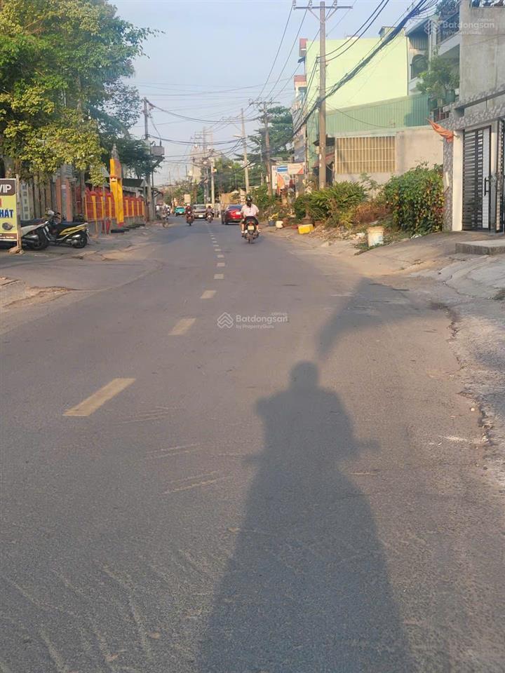 Bán đất mặt tiền kinh doanh, p long trường  109m2 ngang 4,7m giá 6,5 tỷ
