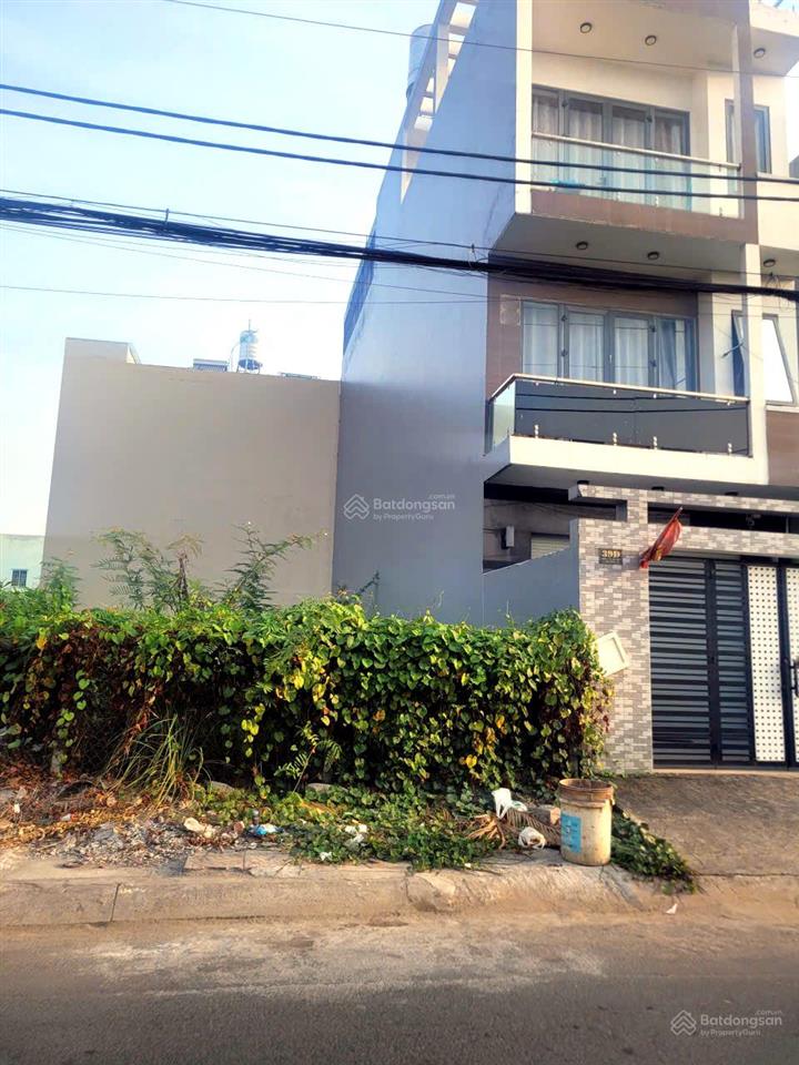 Bán đất mặt tiền kinh doanh, p long trường  109m2 ngang 4,7m giá 6,5 tỷ