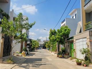 Bán đất đường trường lưu cạnh chợ long trường 50,4m2 giá 3,1 tỉ