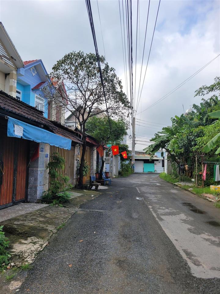 Bán đất đường số 6, phường long trường. 80,2 m² ngang 5,1m. giá 4,6 tỷ