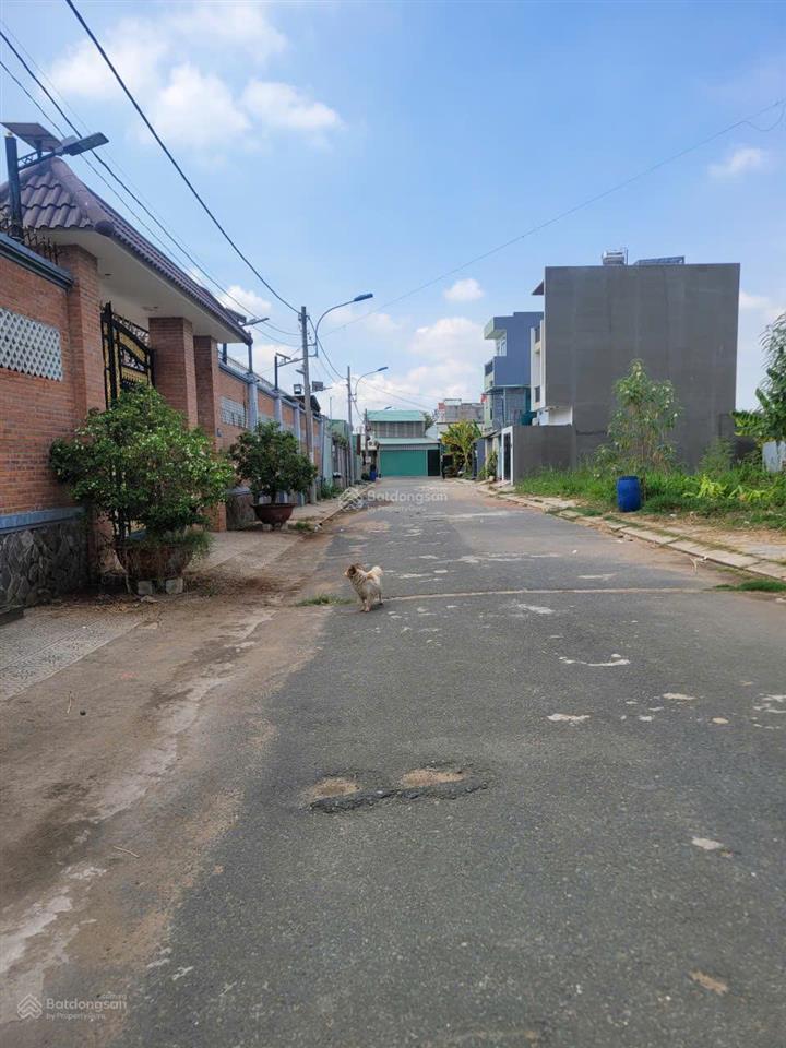 Bán đất đường trường lưu, cạnh chợ long trường 62,3m2 giá 3,45 tỷ