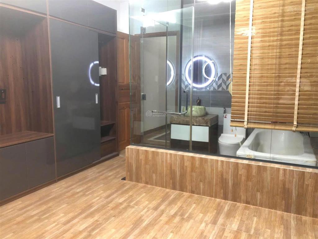 Bán nhà 1t3l shr 58m2 ngay cạnh elysian lò lu 5pn 6wc có pin nlmt giá 7.5 tỷ
