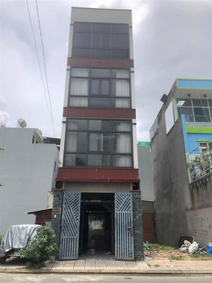 Bán nhà 1t3l shr 58m2 ngay cạnh elysian lò lu 5pn 6wc có pin nlmt giá 7.5 tỷ